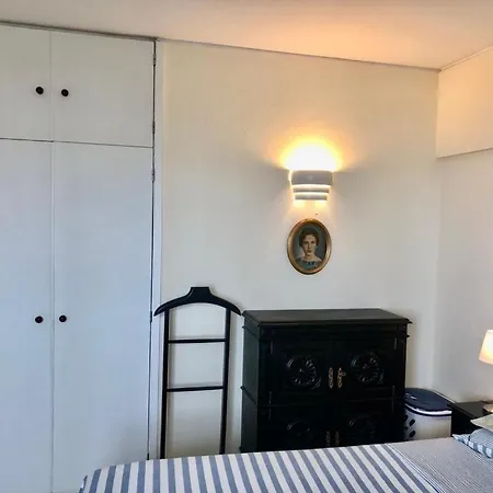 Apartment Beachfront 8th Floor-free Parking-surfing & Naturism Costa da Caparica