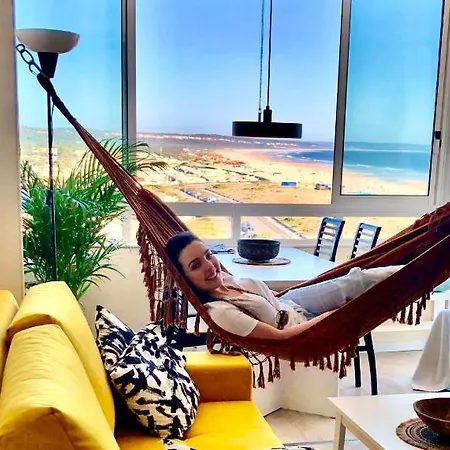 Beachfront 8th Floor-free Parking-surfing & Naturism