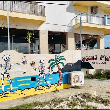 Frente 8ºandar-parking Gratis-surf&naturismo *